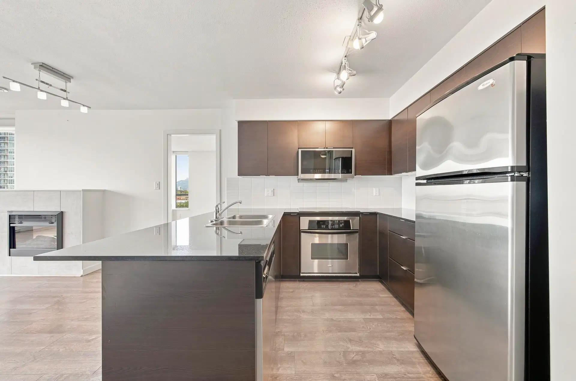 #1806 – 4182 Dawson Street