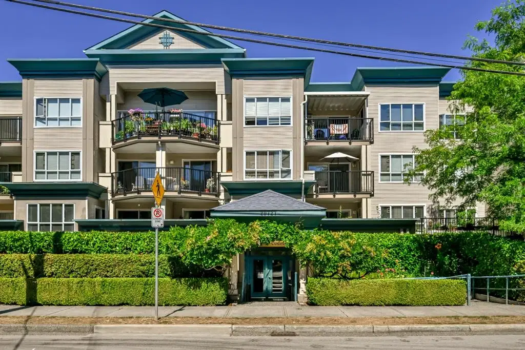 #101 – 20727 Douglas Crescent