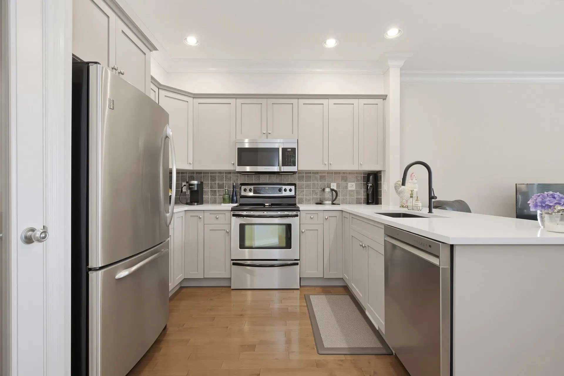 Photo 3 of 40 at #44 – 36260 Mckee Road