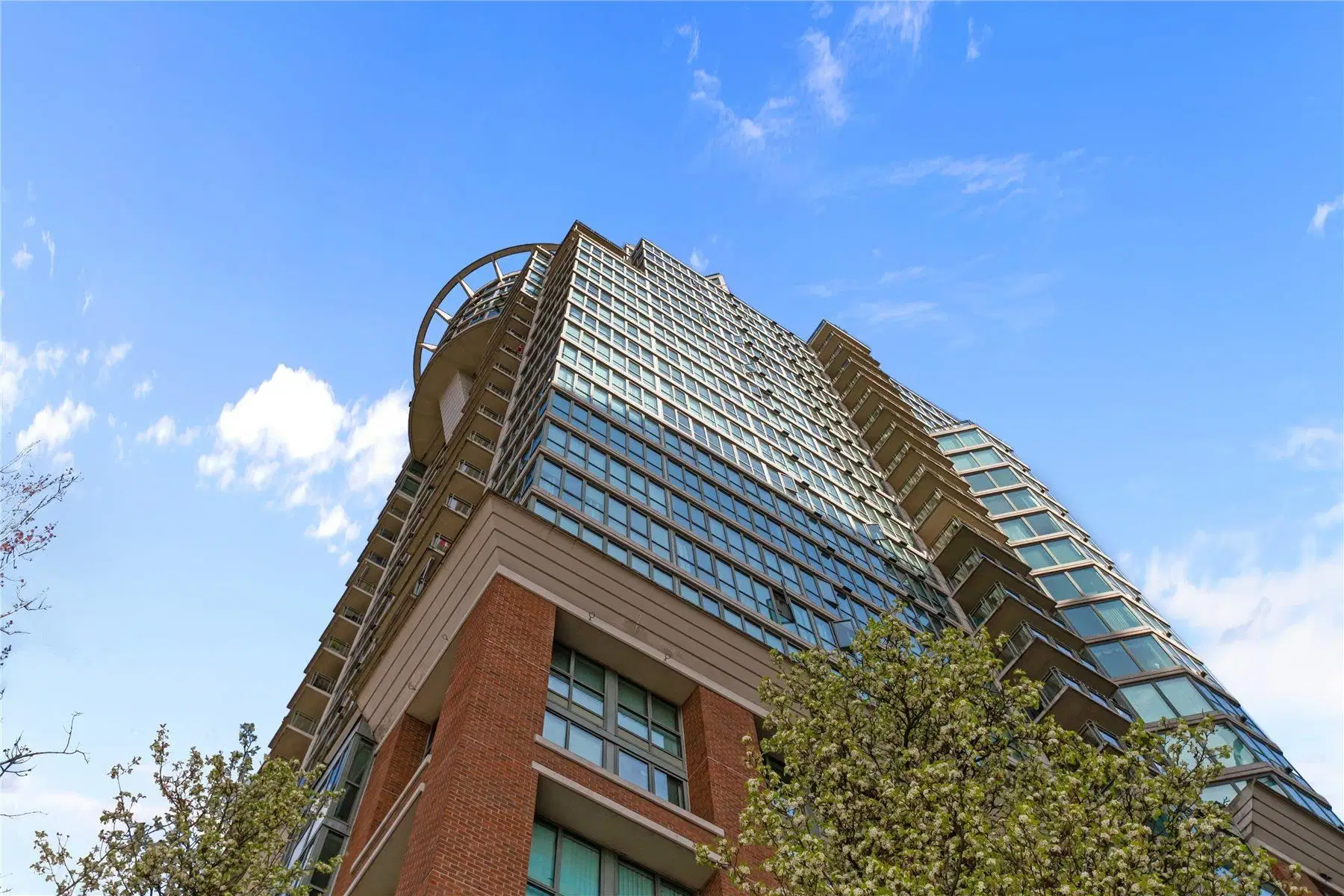 #1503 – 1088 Quebec Street