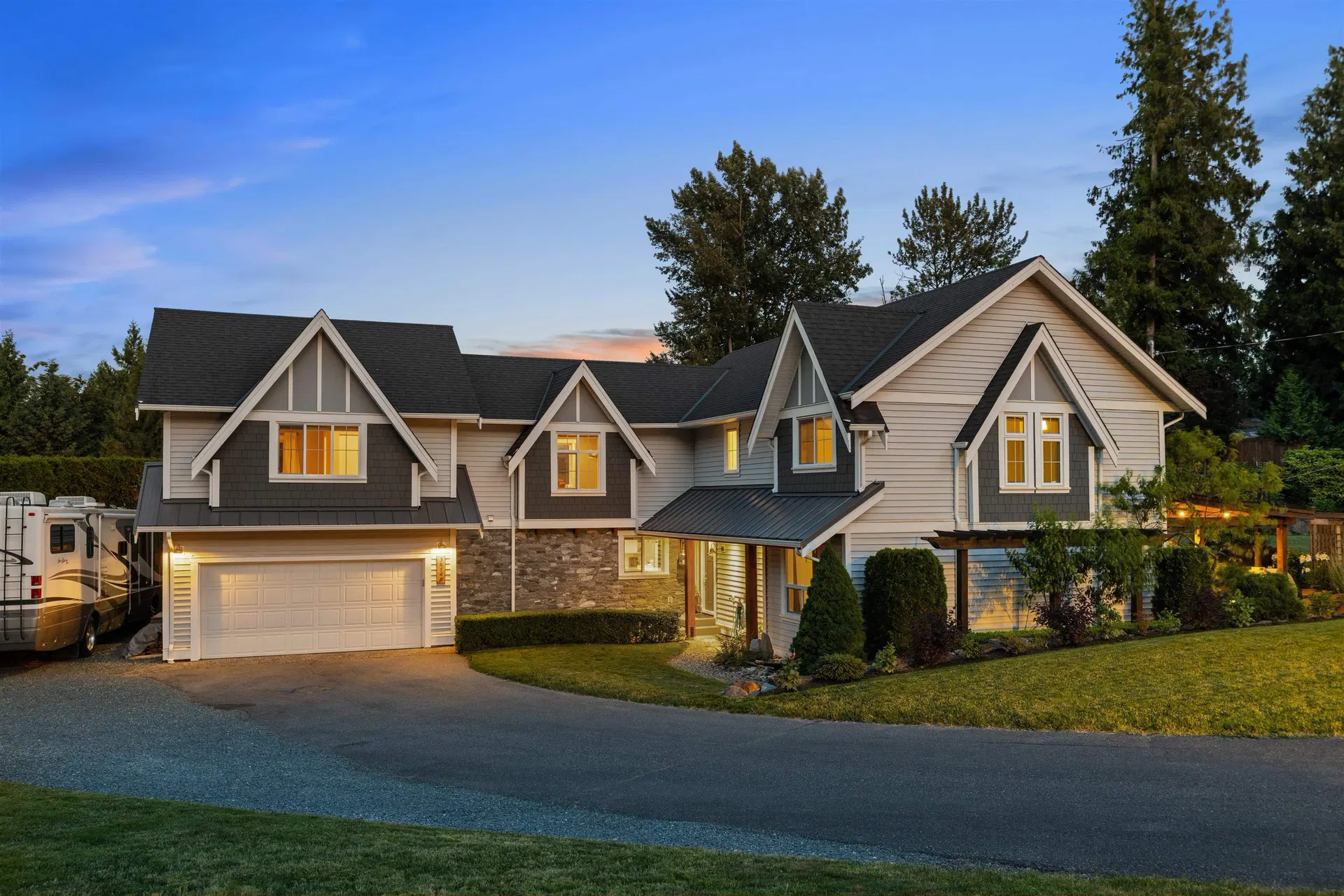 36148 Dawn Crescent