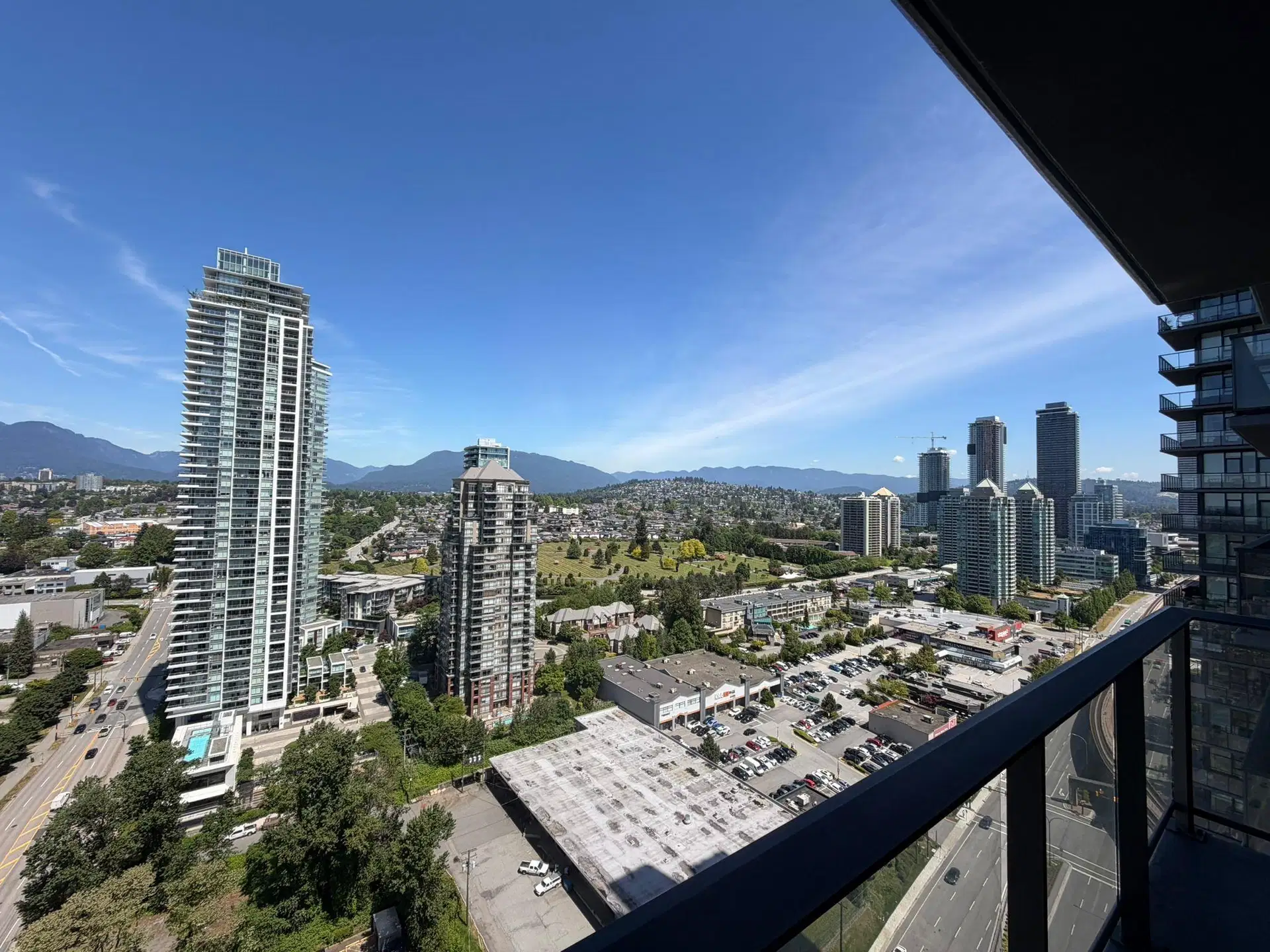 #2707 – 2108 Gilmore Avenue