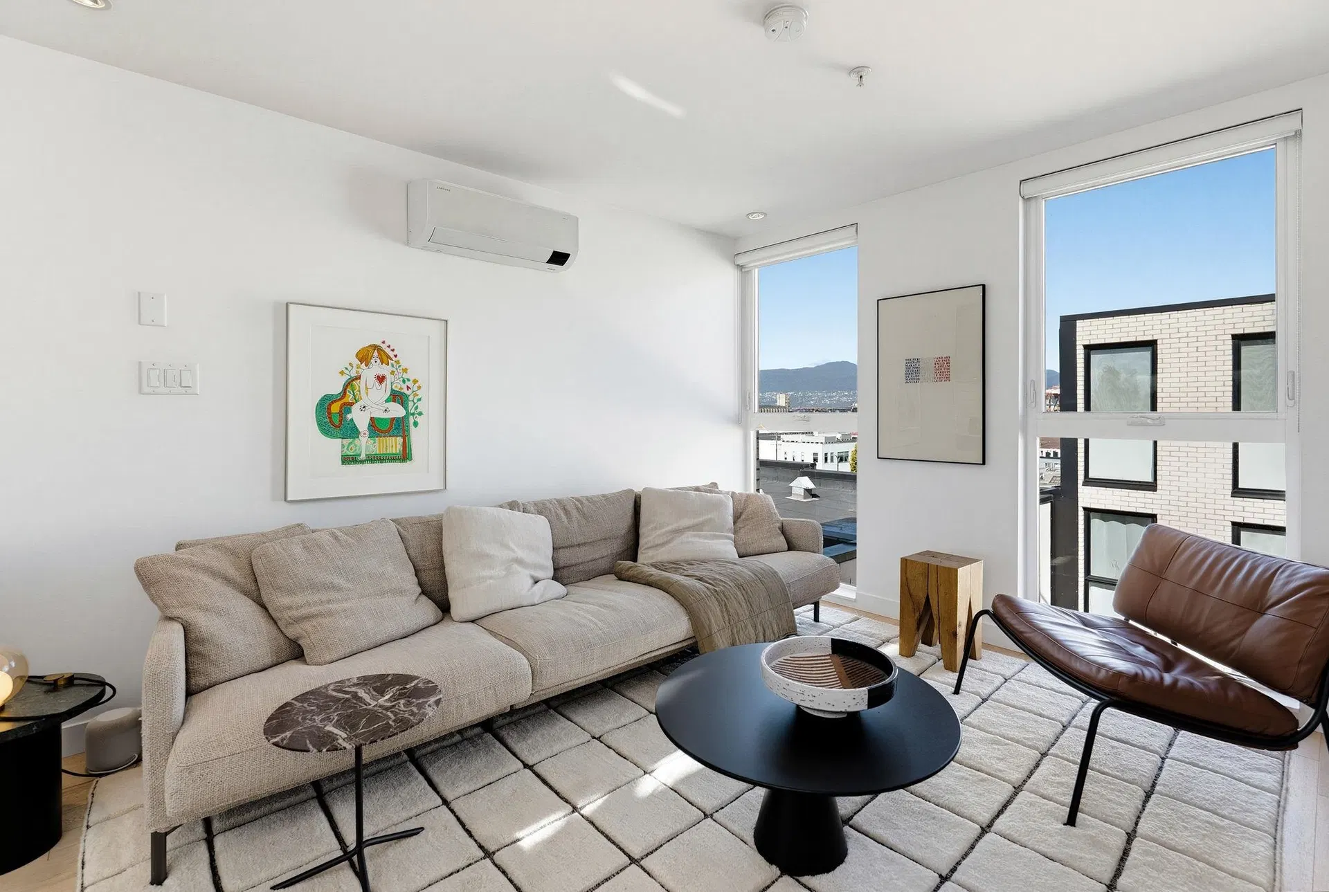 Photo 2 of 37 at #309 – 1647 E Pender Street
