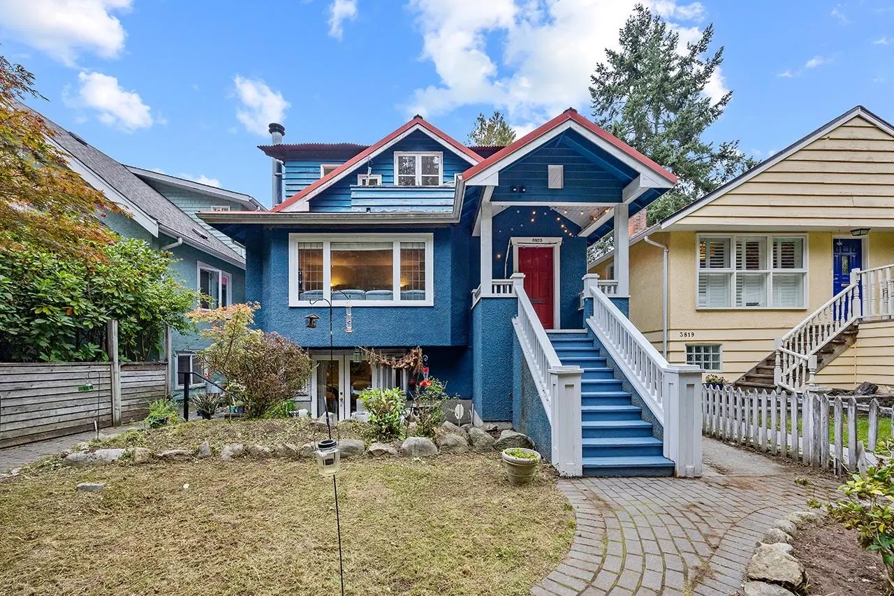 Photo 1 of 33 at 3825 W 31st Avenue
