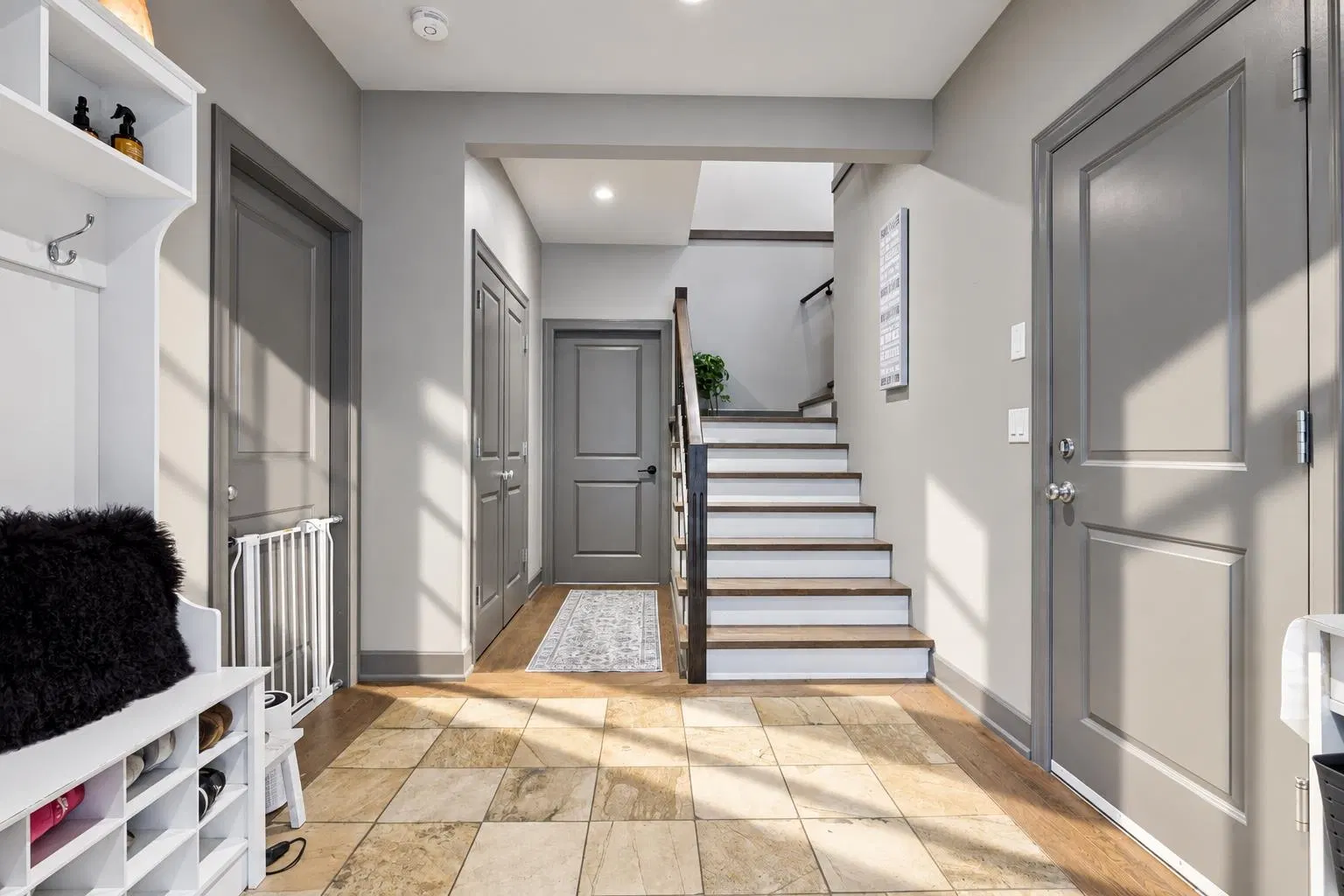 Photo 5 of 40 at 32215 14 Avenue