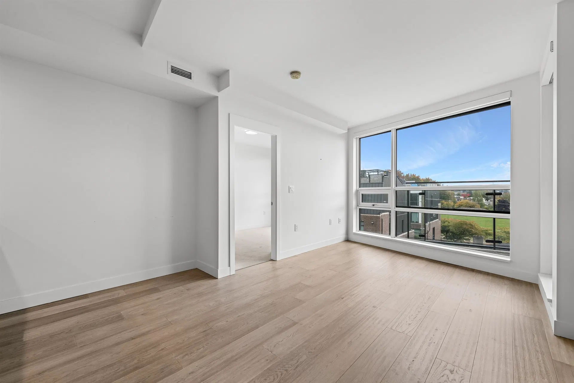 Photo 2 of 21 at #408 – 7638 Cambie Street