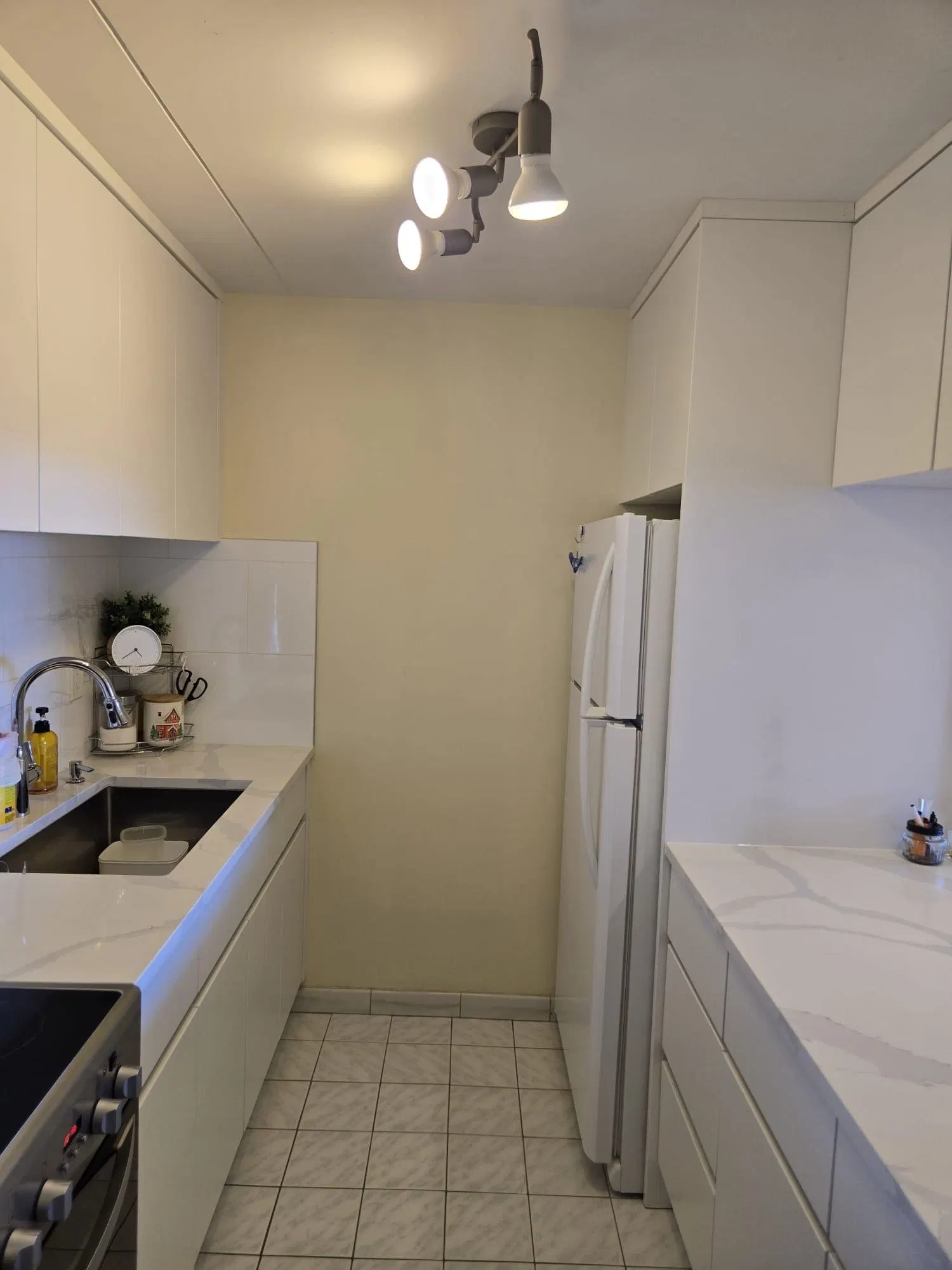 Photo 4 of 10 at #1306 – 6651 Minoru Boulevard