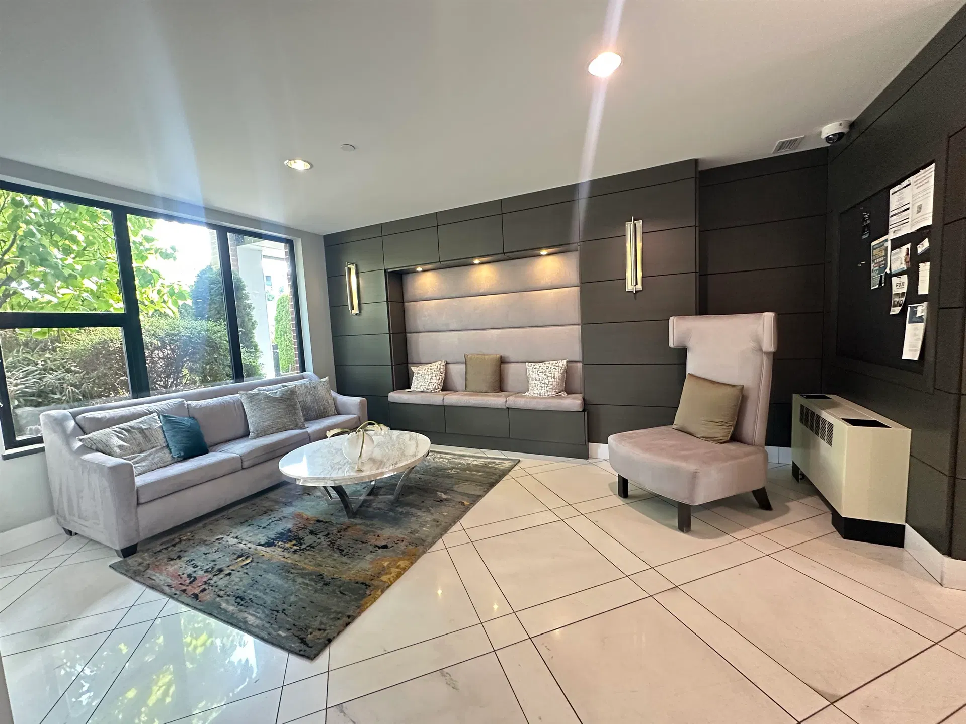 Photo 4 of 31 at #613 – 9388 Tomicki Avenue