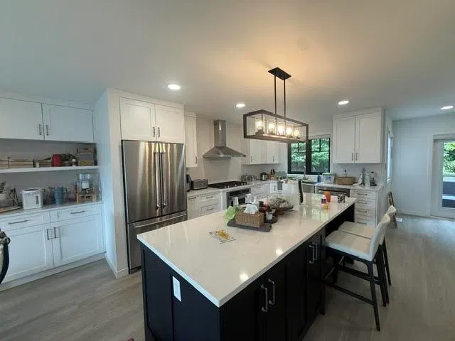 Photo 5 of 17 at 3337 Abbey Lane