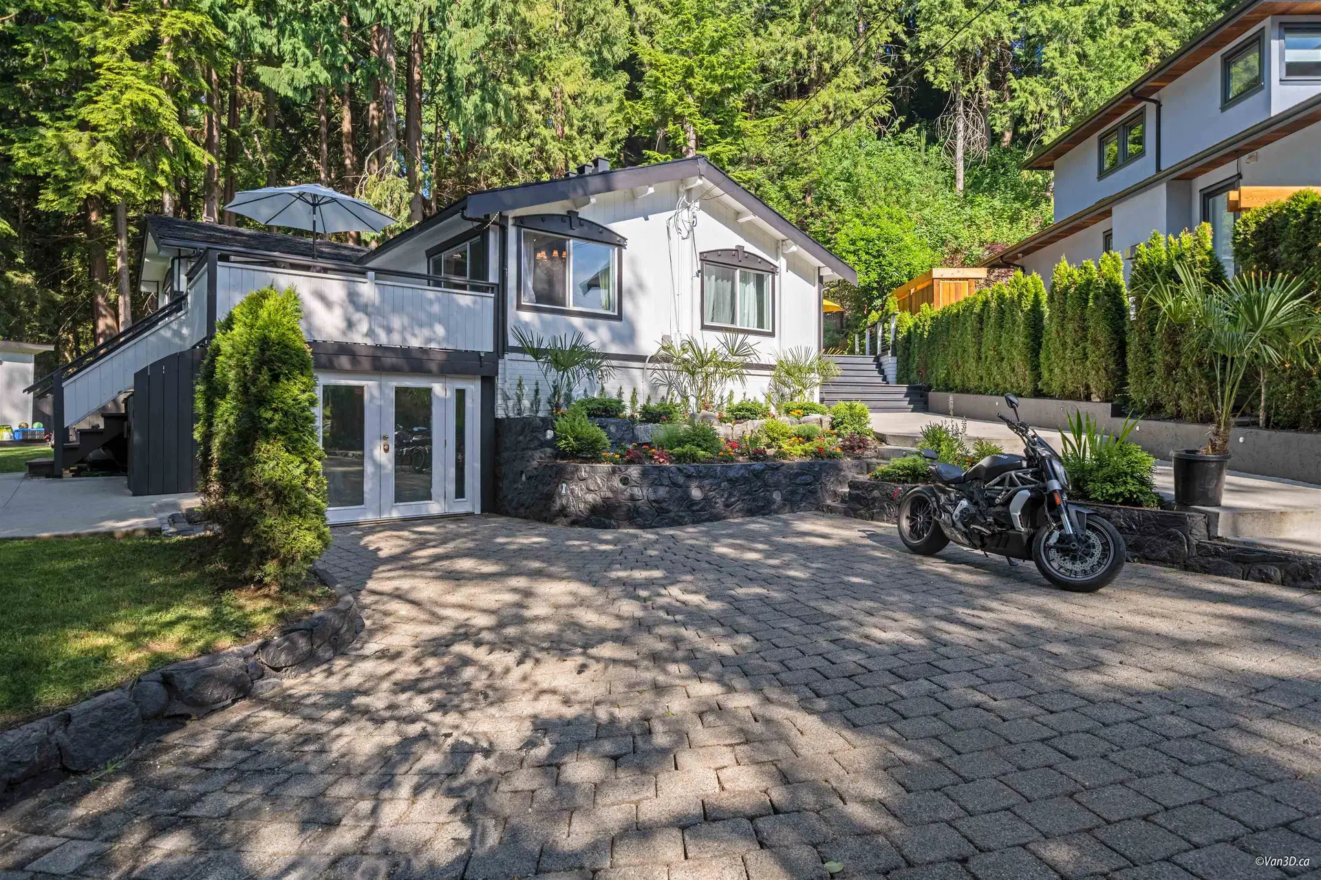 3870 Emerald Drive