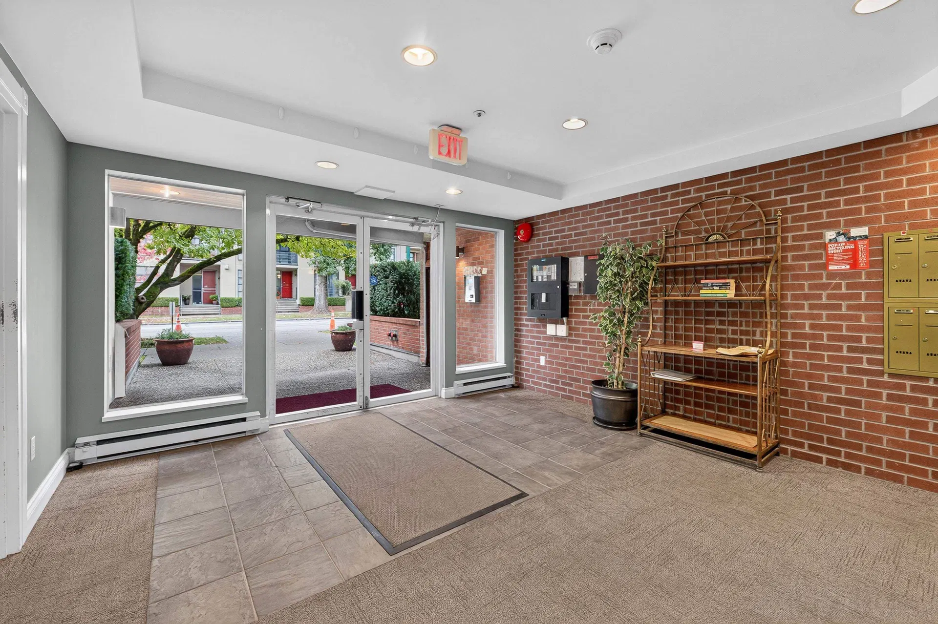 Photo 4 of 39 at #208 – 2288 W 12th Avenue