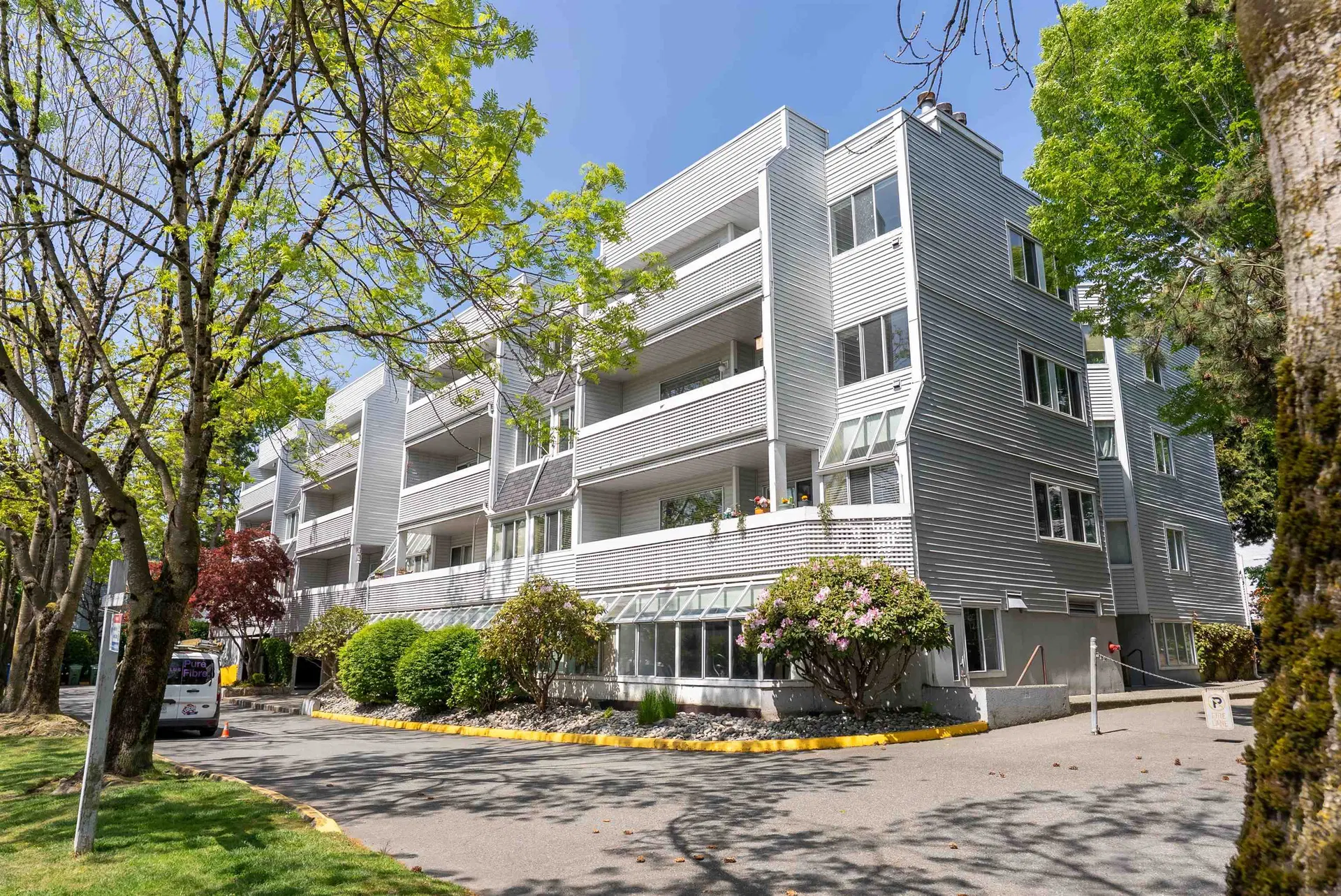 #306 – 7431 Blundell Road