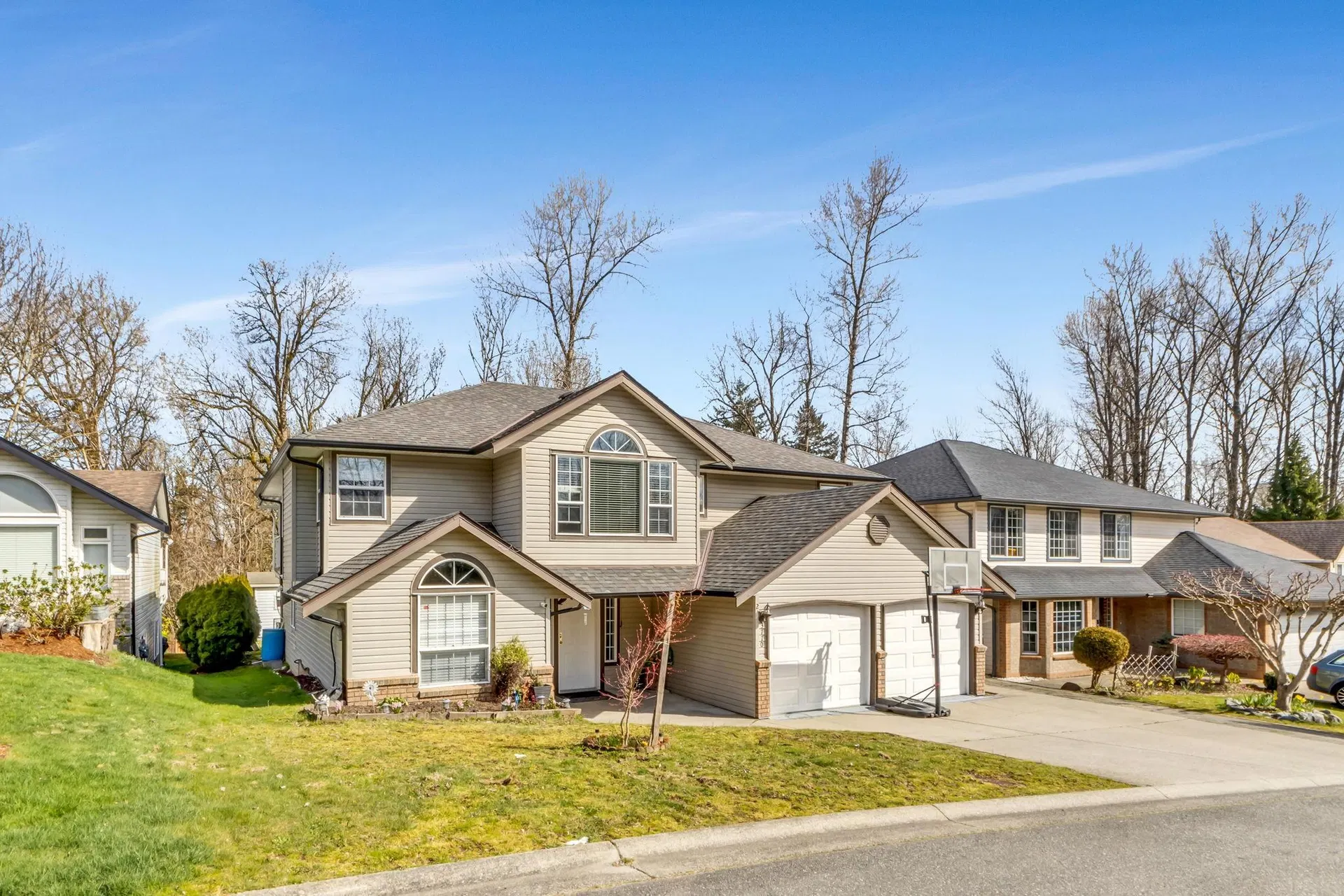 Photo 2 of 35 at #2 – 3770 Clearbrook Road