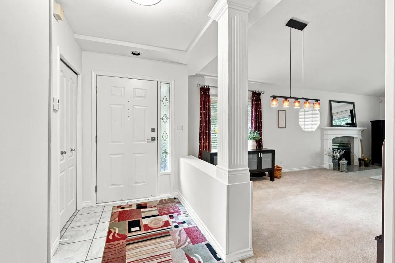 Photo 5 of 35 at #9 – 15273 24th Avenue