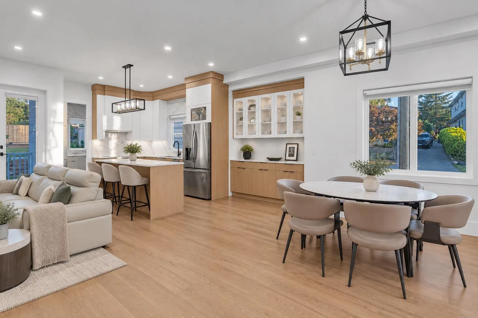 Photo 3 of 40 at #102 – 11410 139 Street