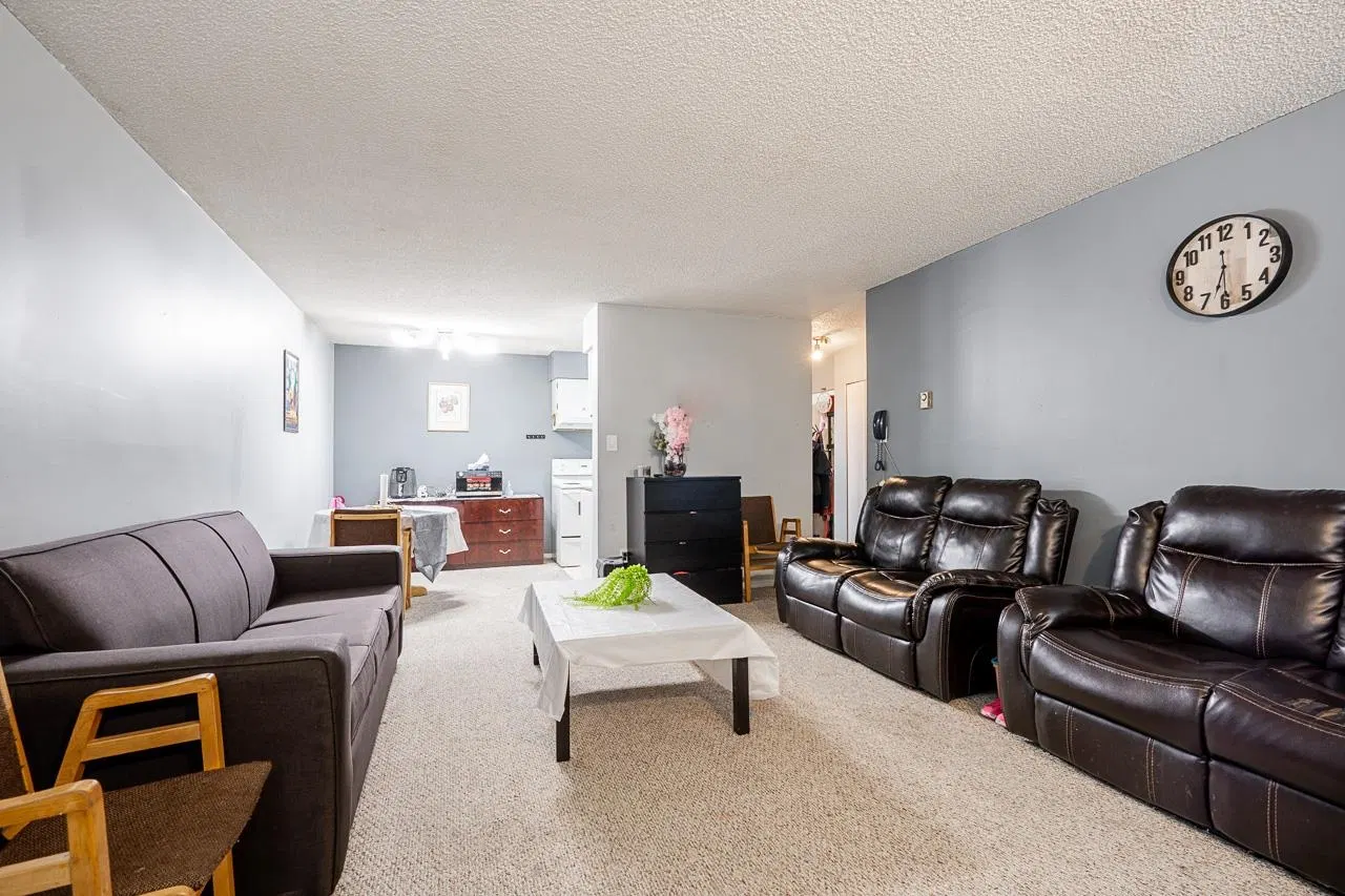 Photo 5 of 32 at #209 – 15238 100 Avenue