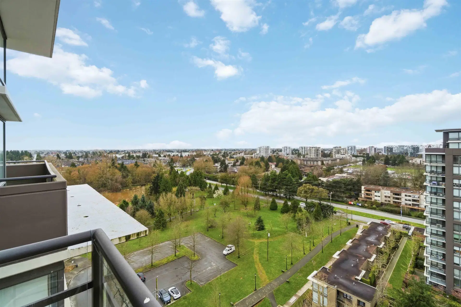 #1805 – 6333 Katsura Street