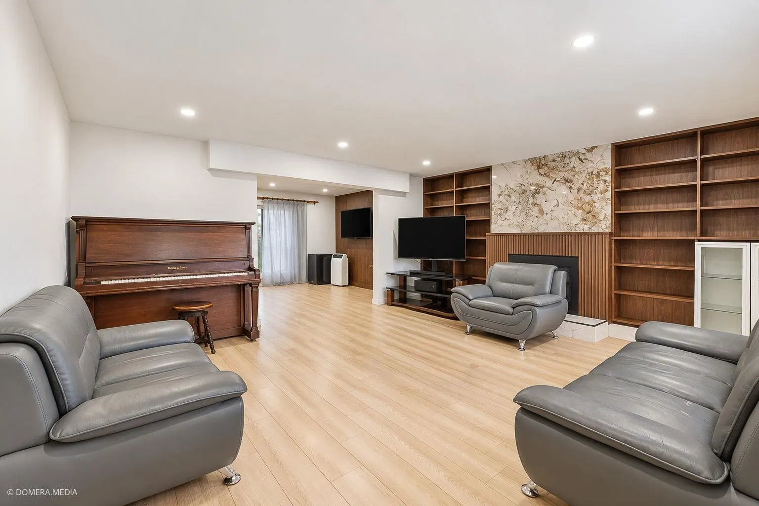 Photo 1 of 28 at 2129 Bowler Drive