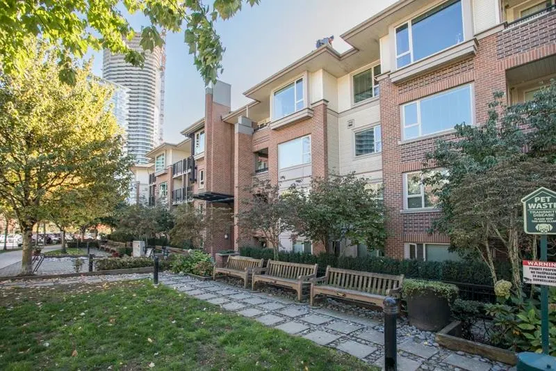 Photo 2 of 40 at #313 – 4728 Dawson Street