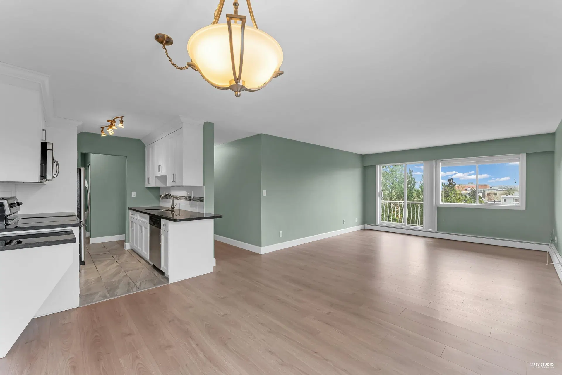 Photo 4 of 19 at #322 – 17707 57a Avenue