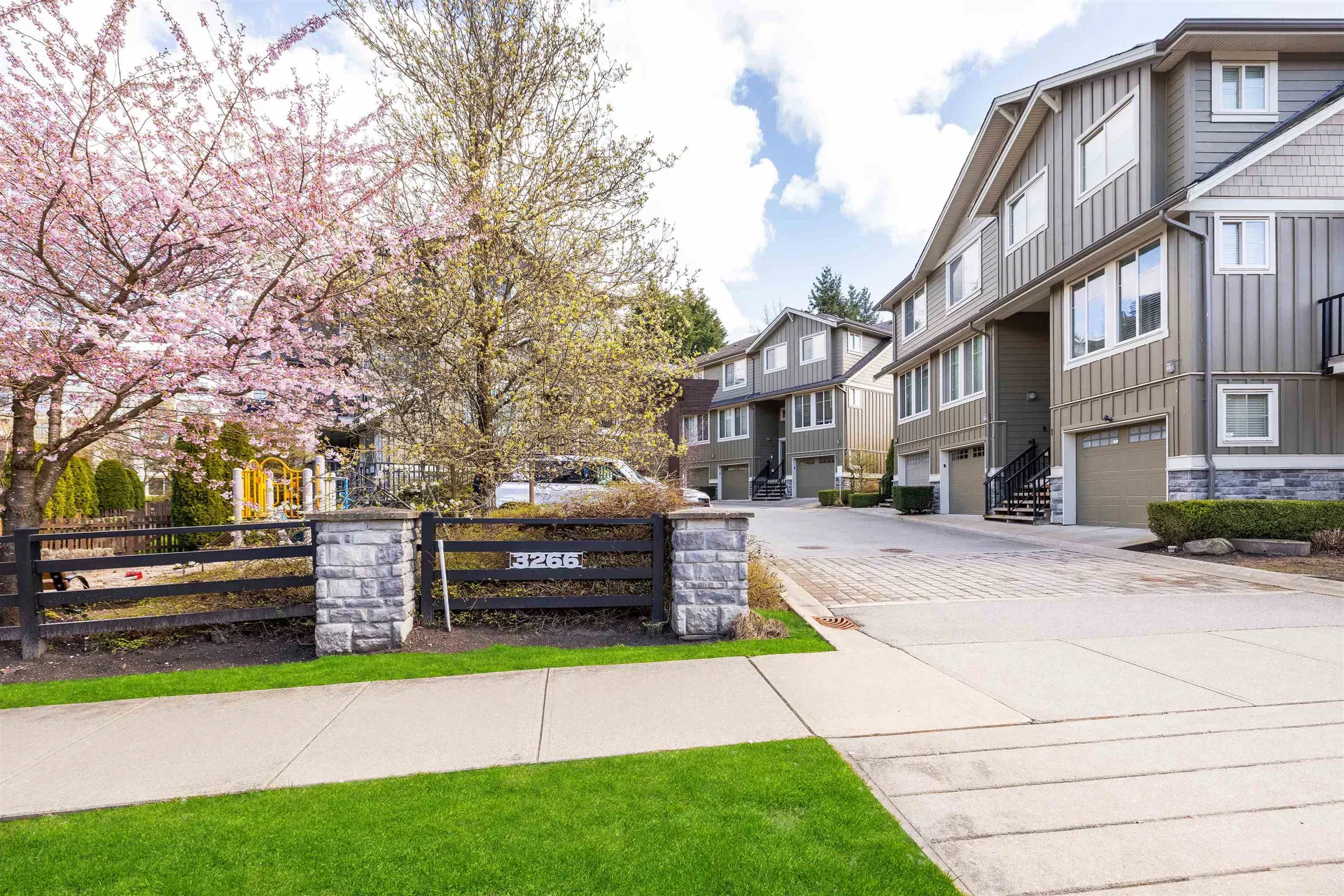 Photo 2 of 26 at #8 – 3266 147 Street