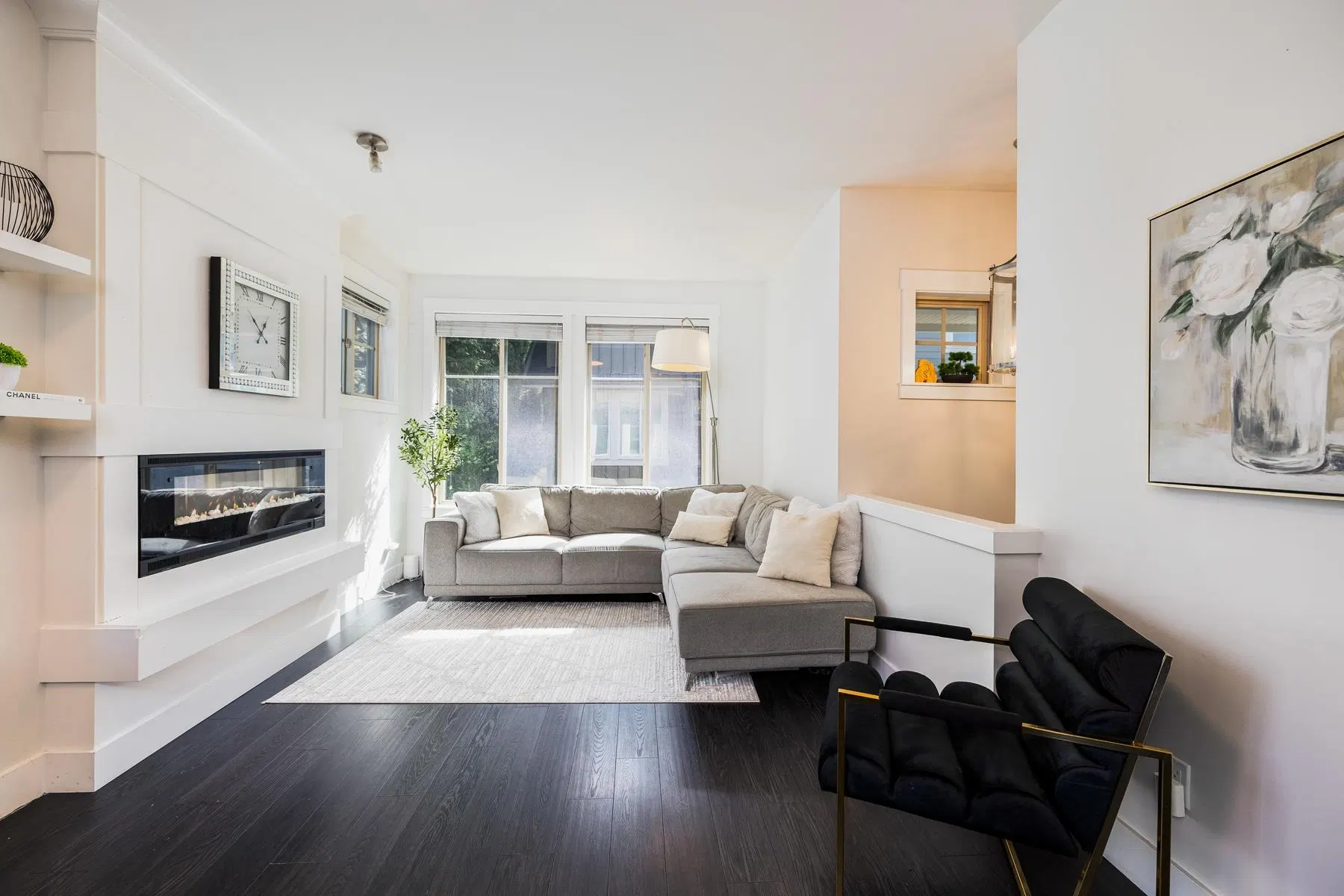 Photo 4 of 26 at #8 – 3266 147 Street