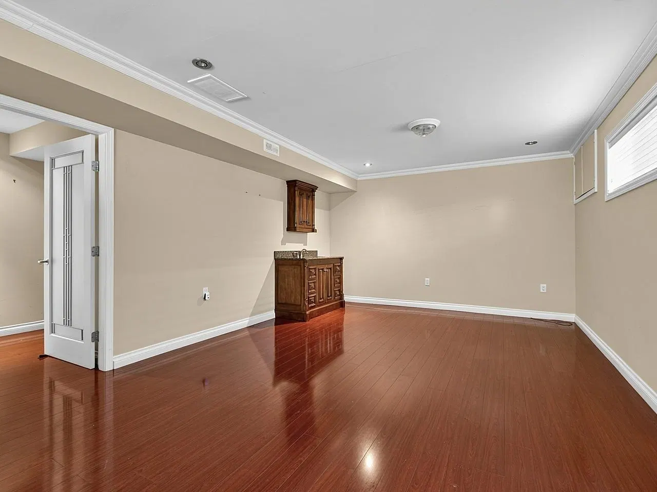 Photo 5 of 23 at 1106 Heywood Street