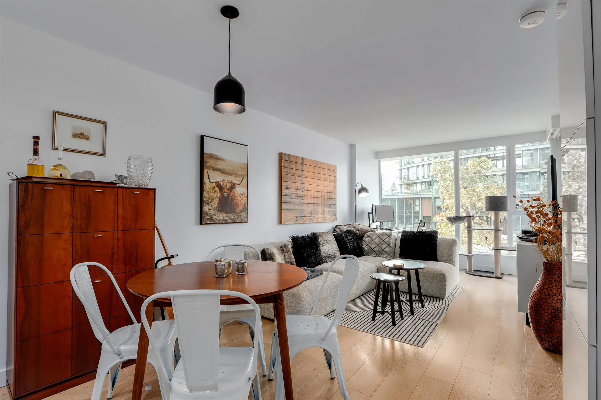 Photo 5 of 27 at #207 – 1618 Quebec Street