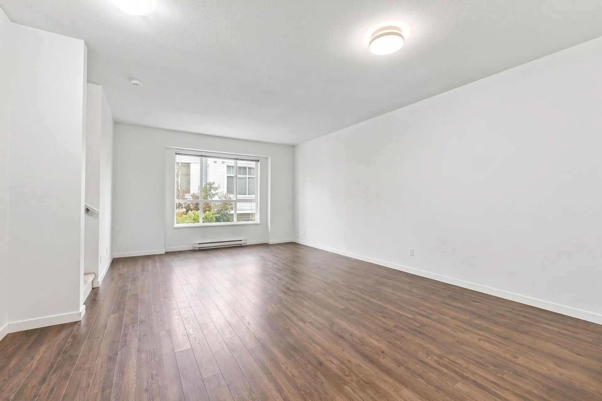 Photo 2 of 40 at #128 – 15230 Guildford Drive