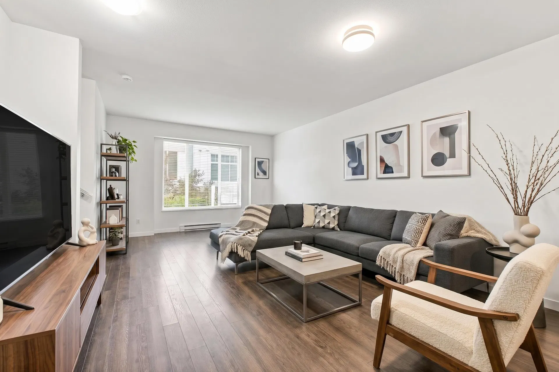 Photo 3 of 40 at #128 – 15230 Guildford Drive