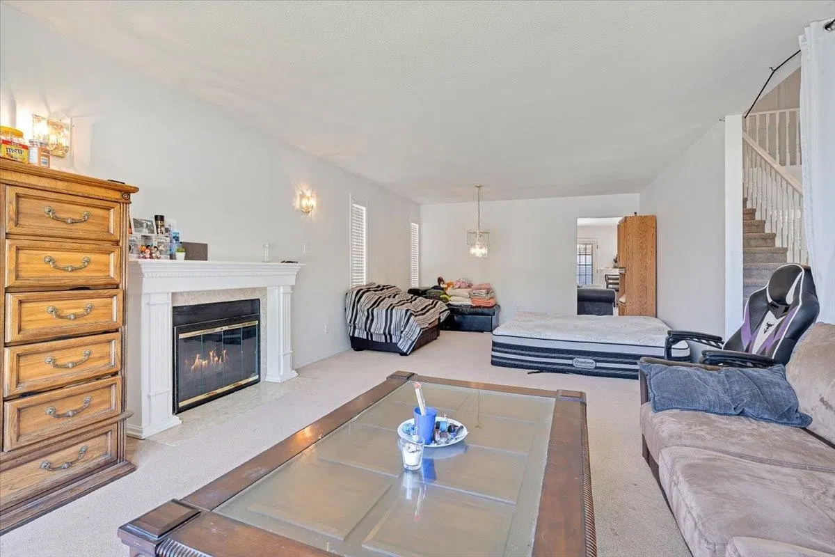 Photo 5 of 26 at 8648 140 Street