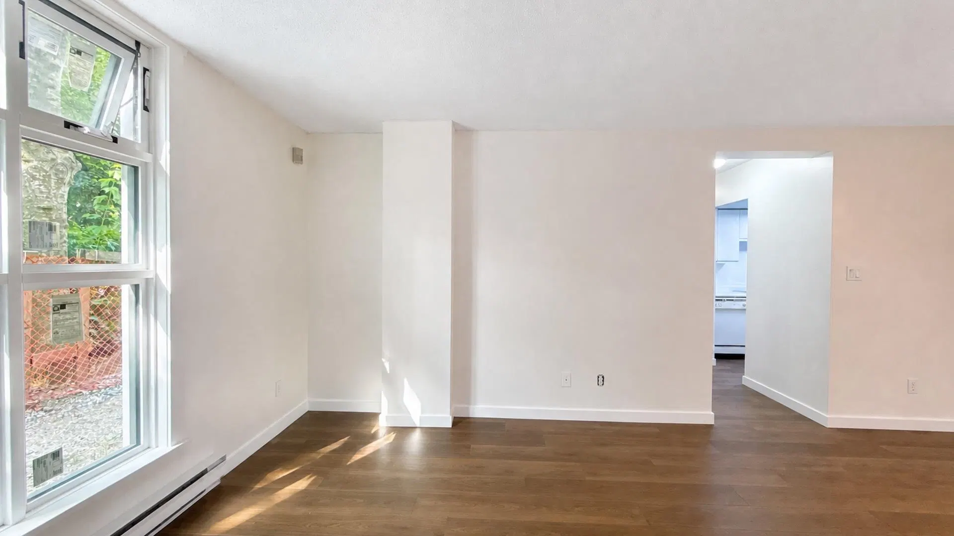 Photo 4 of 19 at #1 – 2528 E Broadway