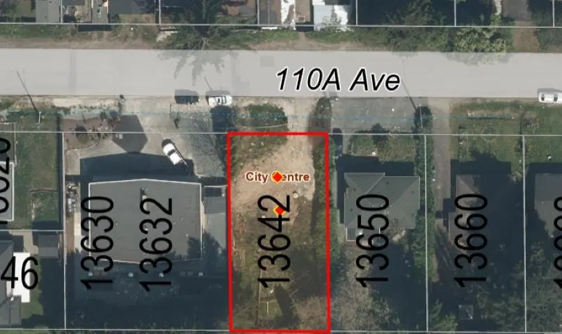 Photo 1 of 1 at 13642 110a Avenue