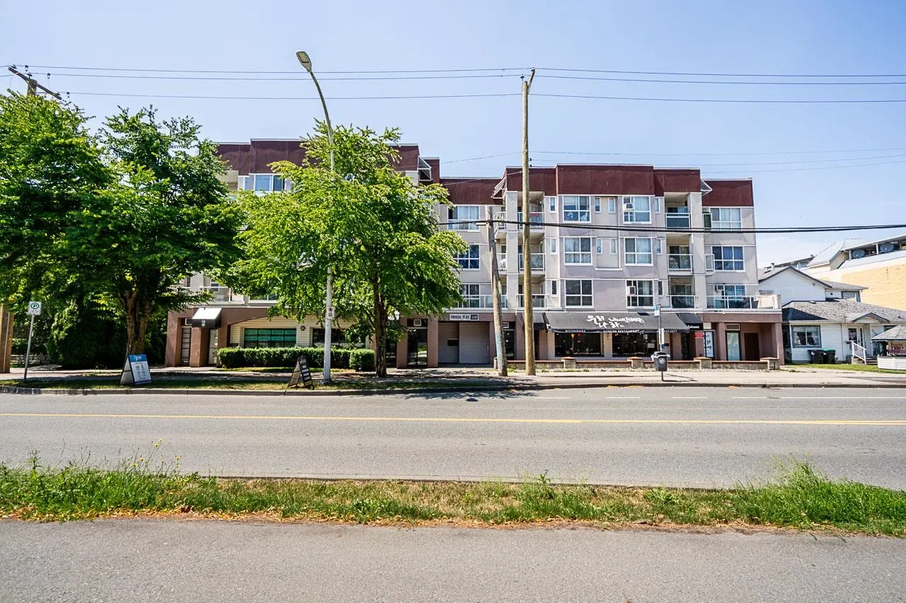 Photo 2 of 39 at #206 – 5499 203 Street