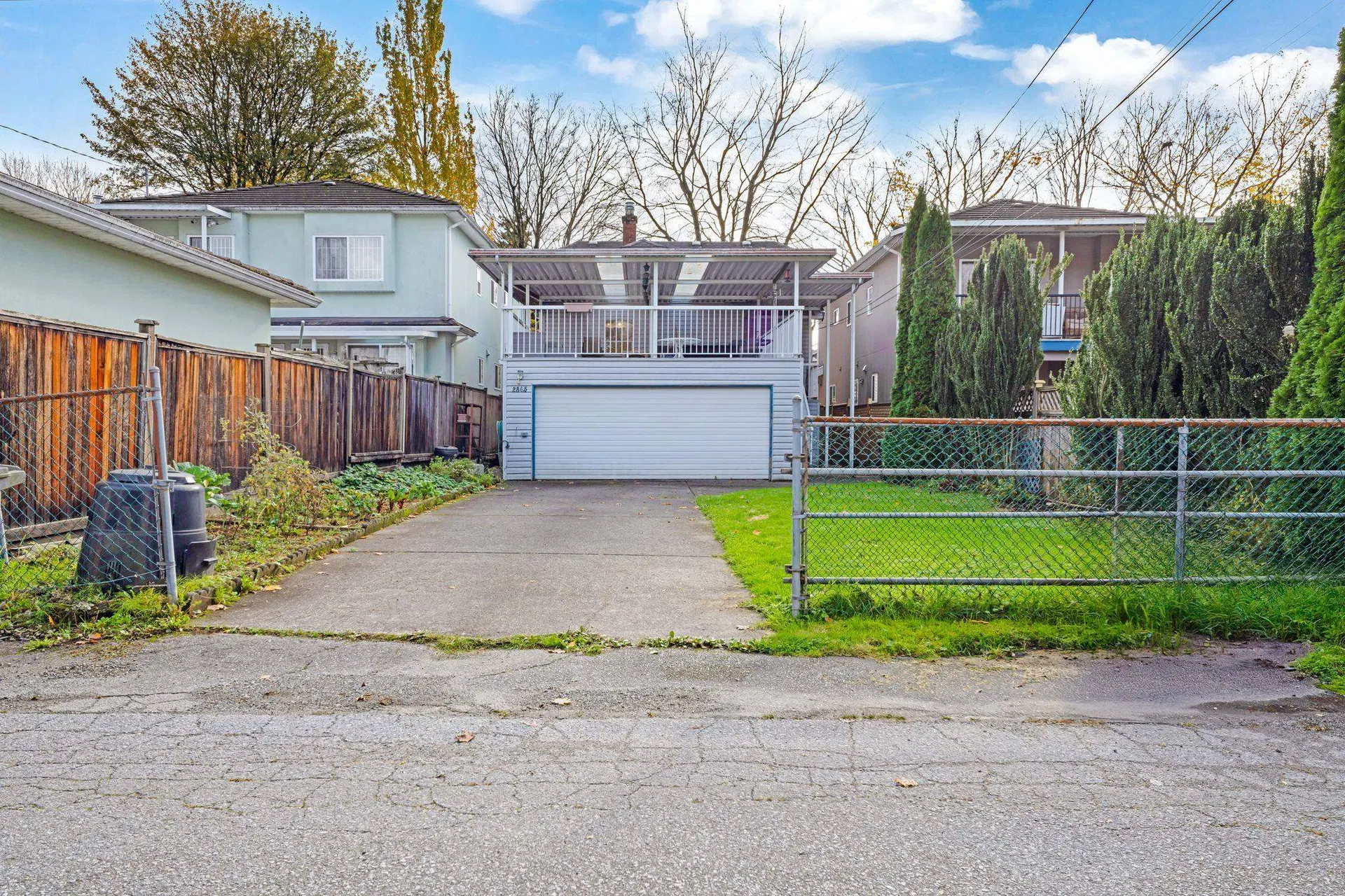 Photo 5 of 29 at 2865 Grant Street