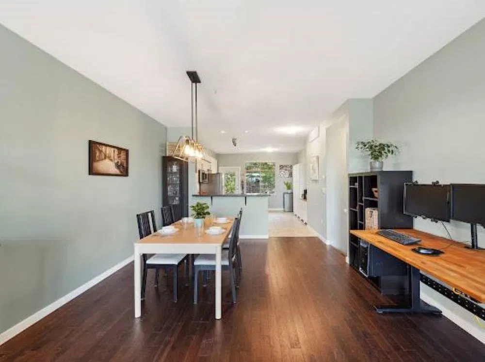 Photo 4 of 21 at 320 Decaire Street