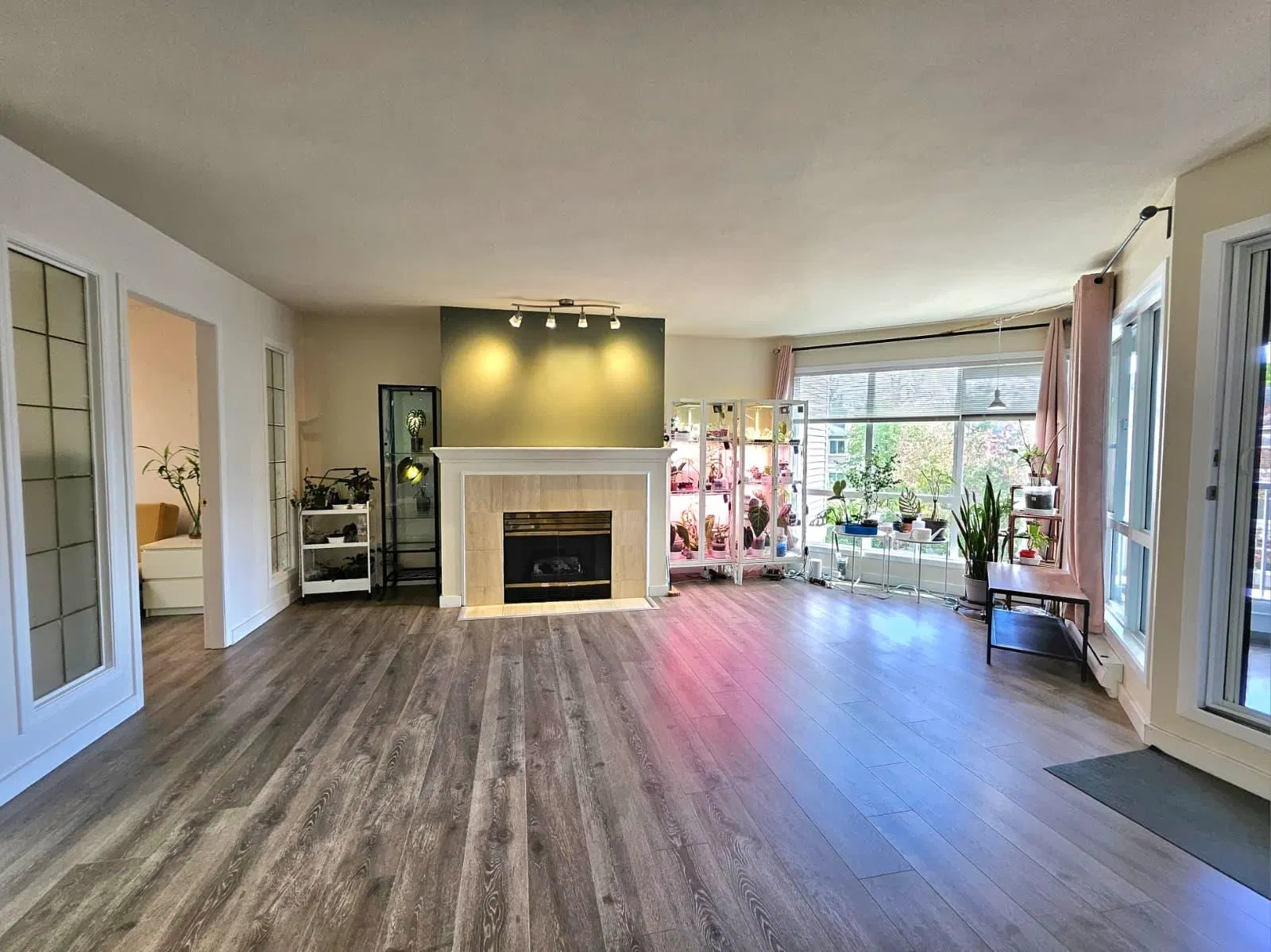 Photo 1 of 31 at #311 – 7437 Moffatt Road