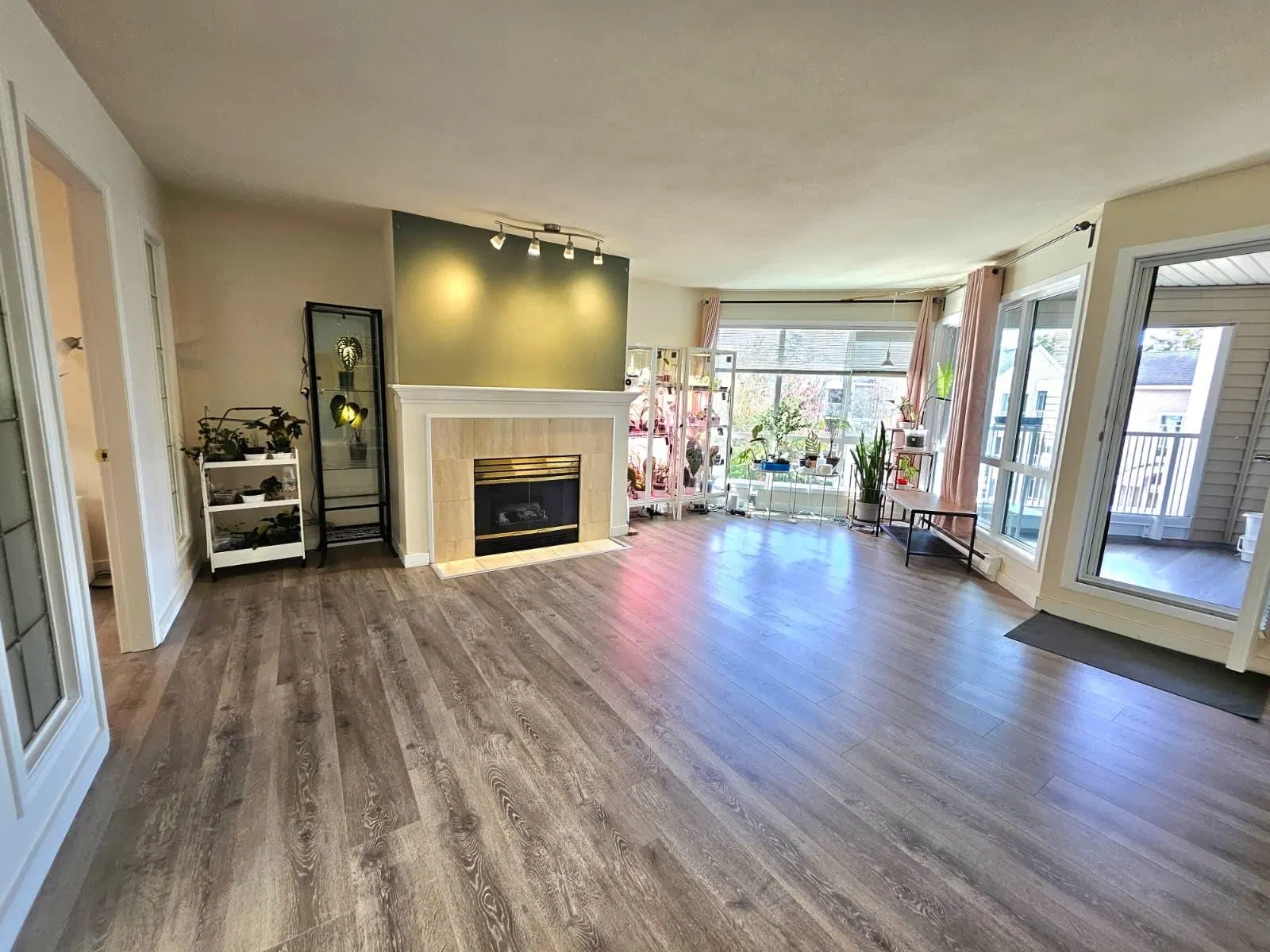 Photo 2 of 31 at #311 – 7437 Moffatt Road