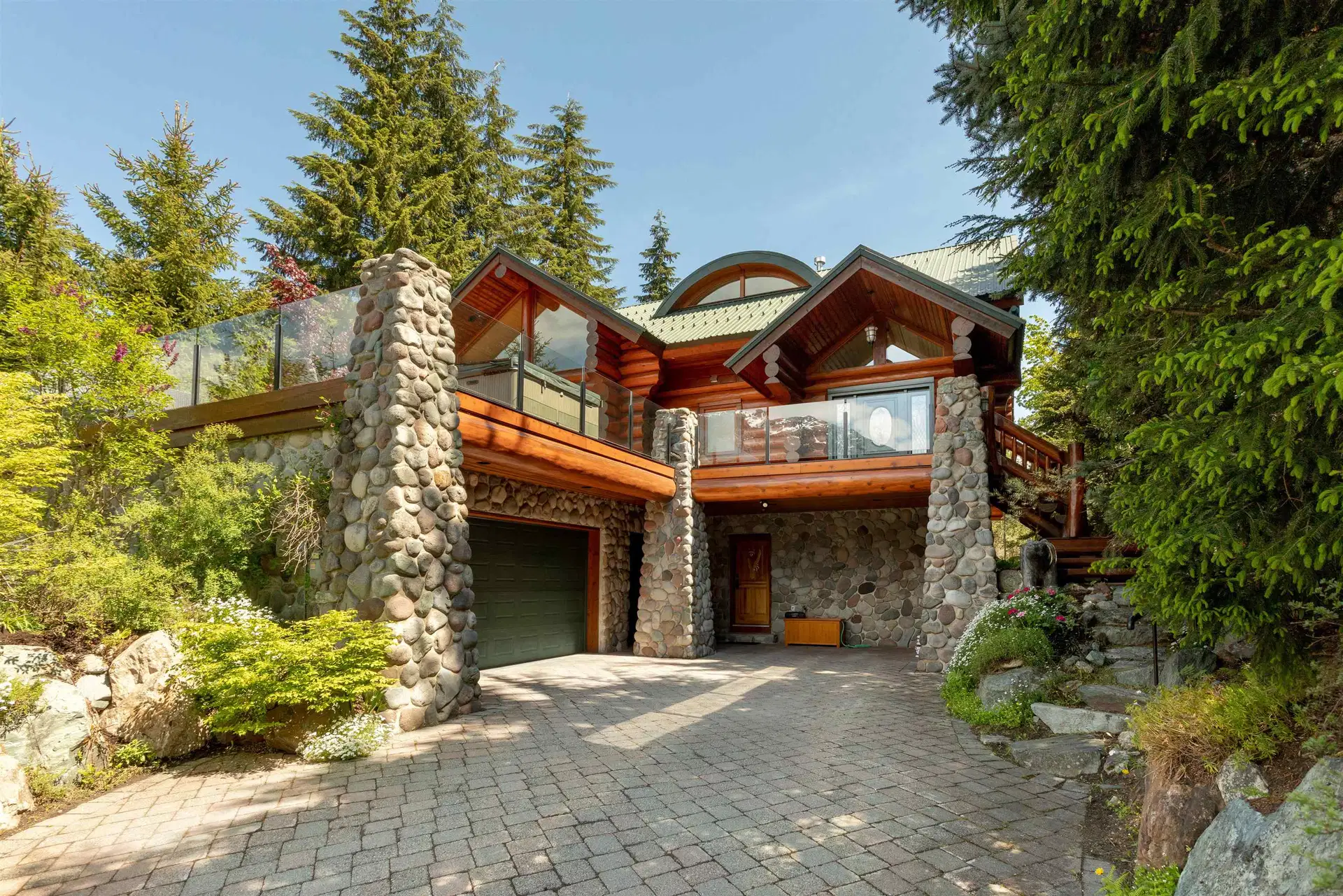 6361 Fairway Drive