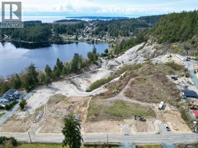 Photo 4 of 17 at Powell River
