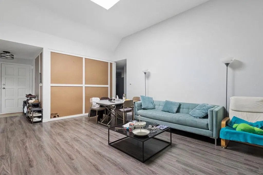 Photo 5 of 18 at #311 – 444 W 49th Avenue
