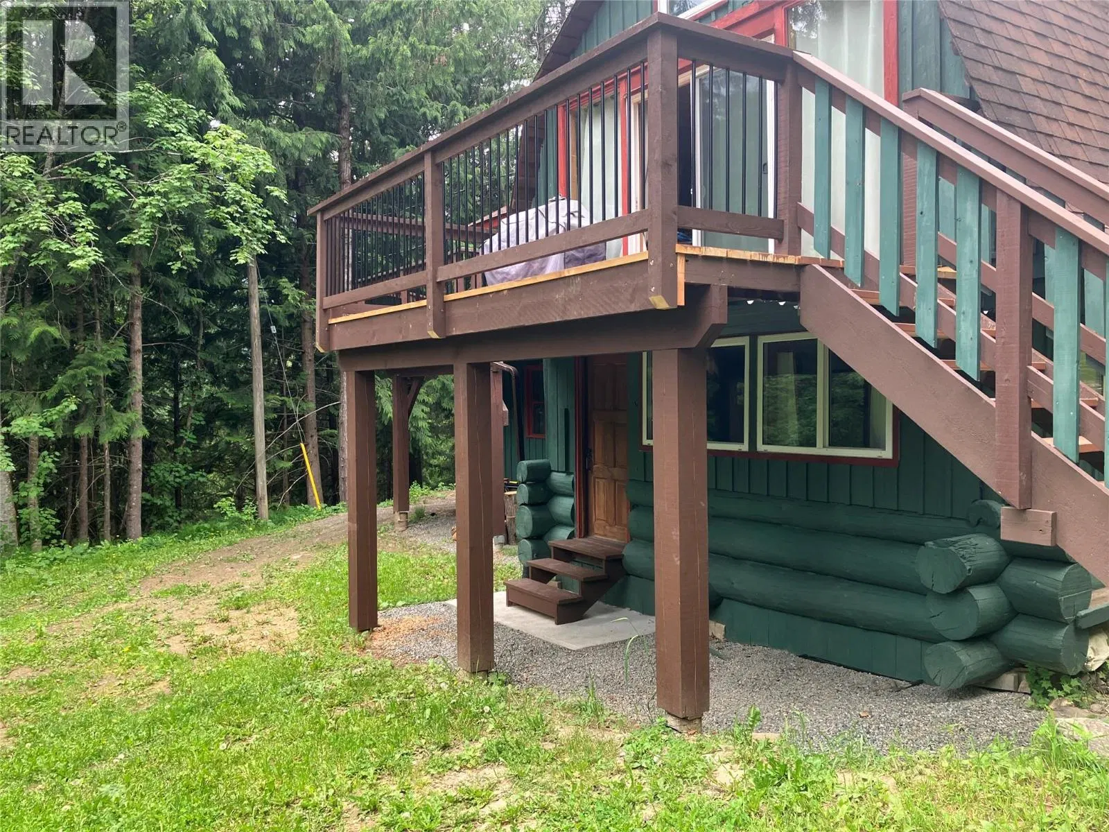 Photo 4 of 12 at 1608 ZWICKY Road