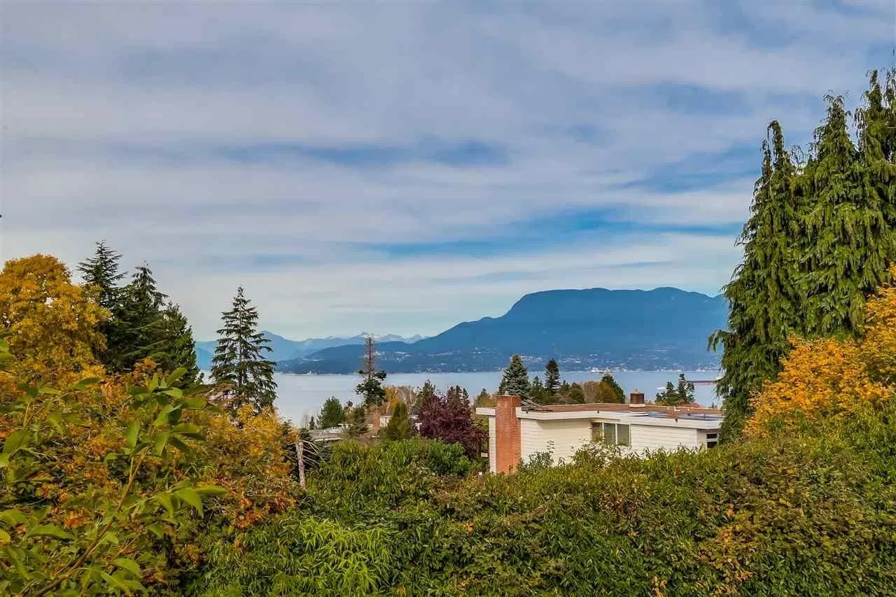 Photo 1 of 18 at 5975 Chancellor Boulevard