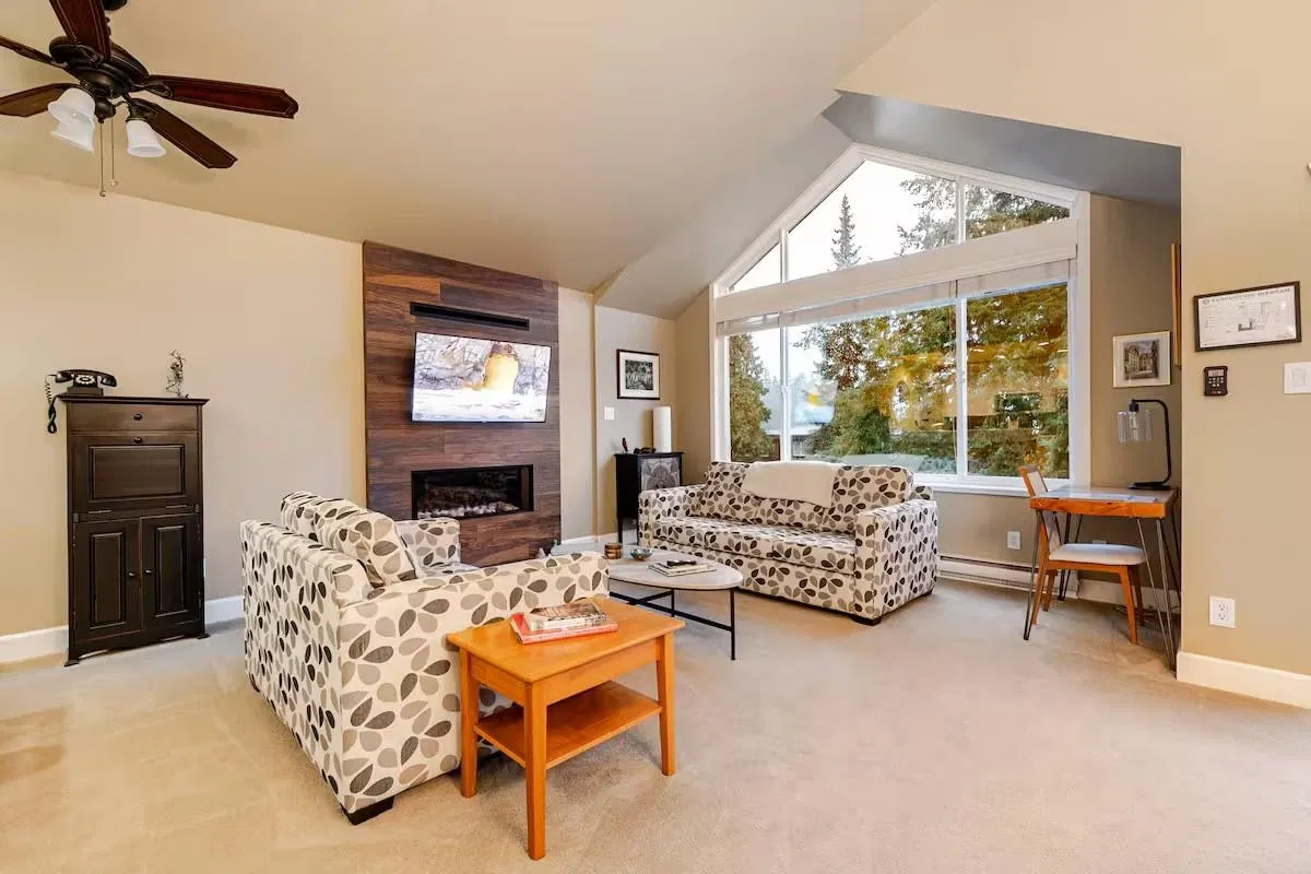 Photo 2 of 40 at 336 E 26th Street