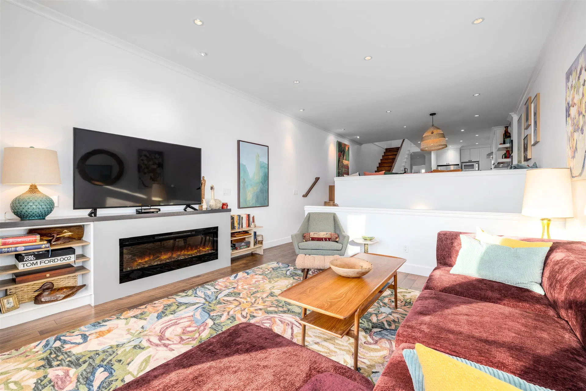 Photo 4 of 37 at #3 – 15161 Prospect Avenue