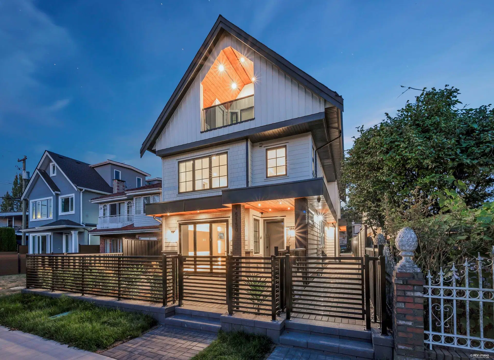 #1 – 5150 Spencer Street