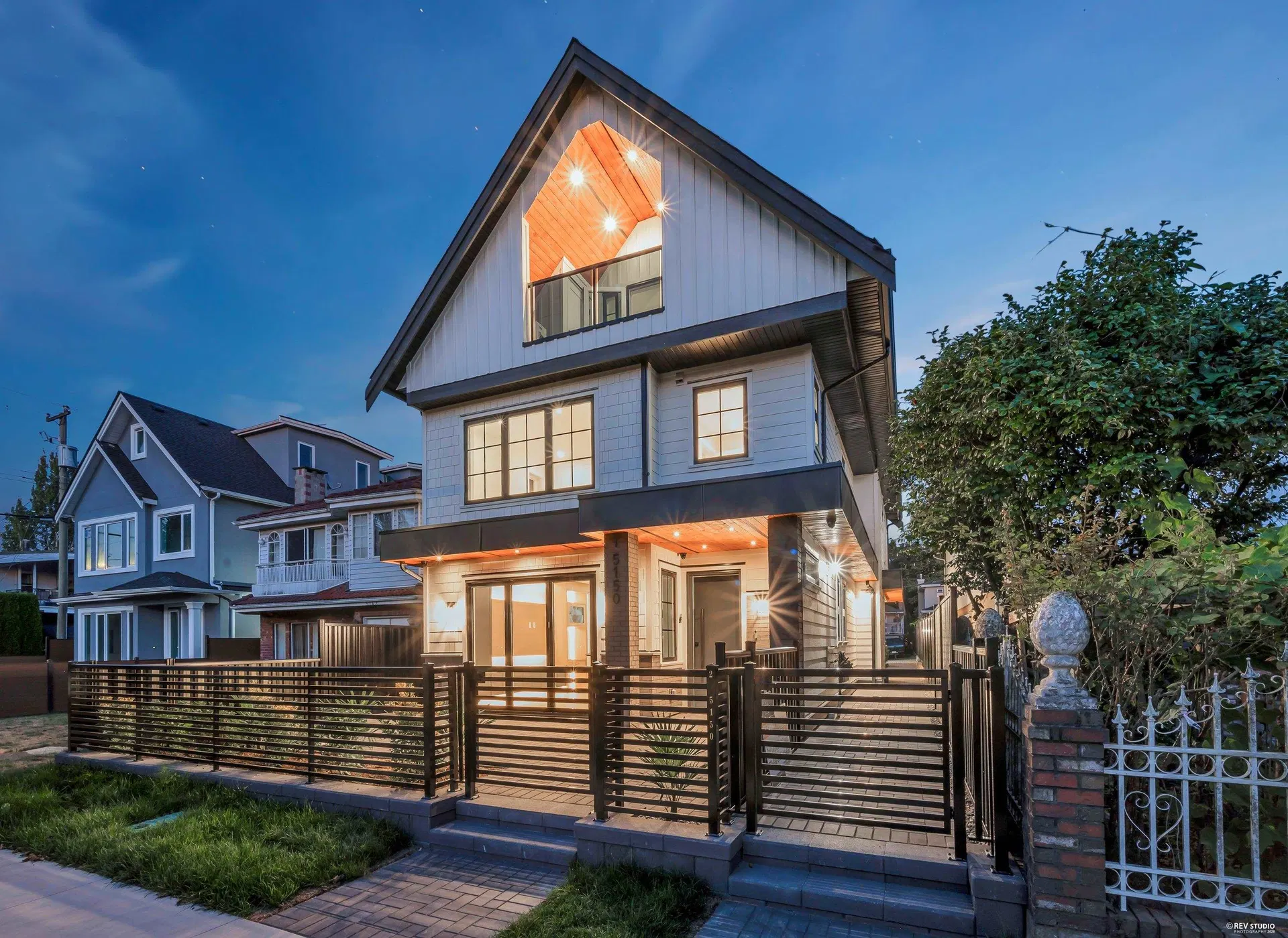 #1 – 5150 Spencer Street