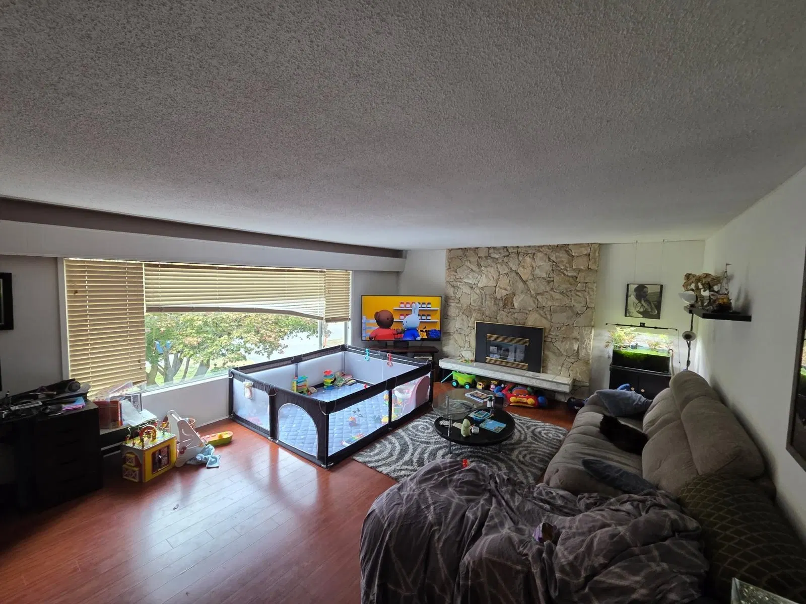 Photo 2 of 16 at 12704 107a Avenue
