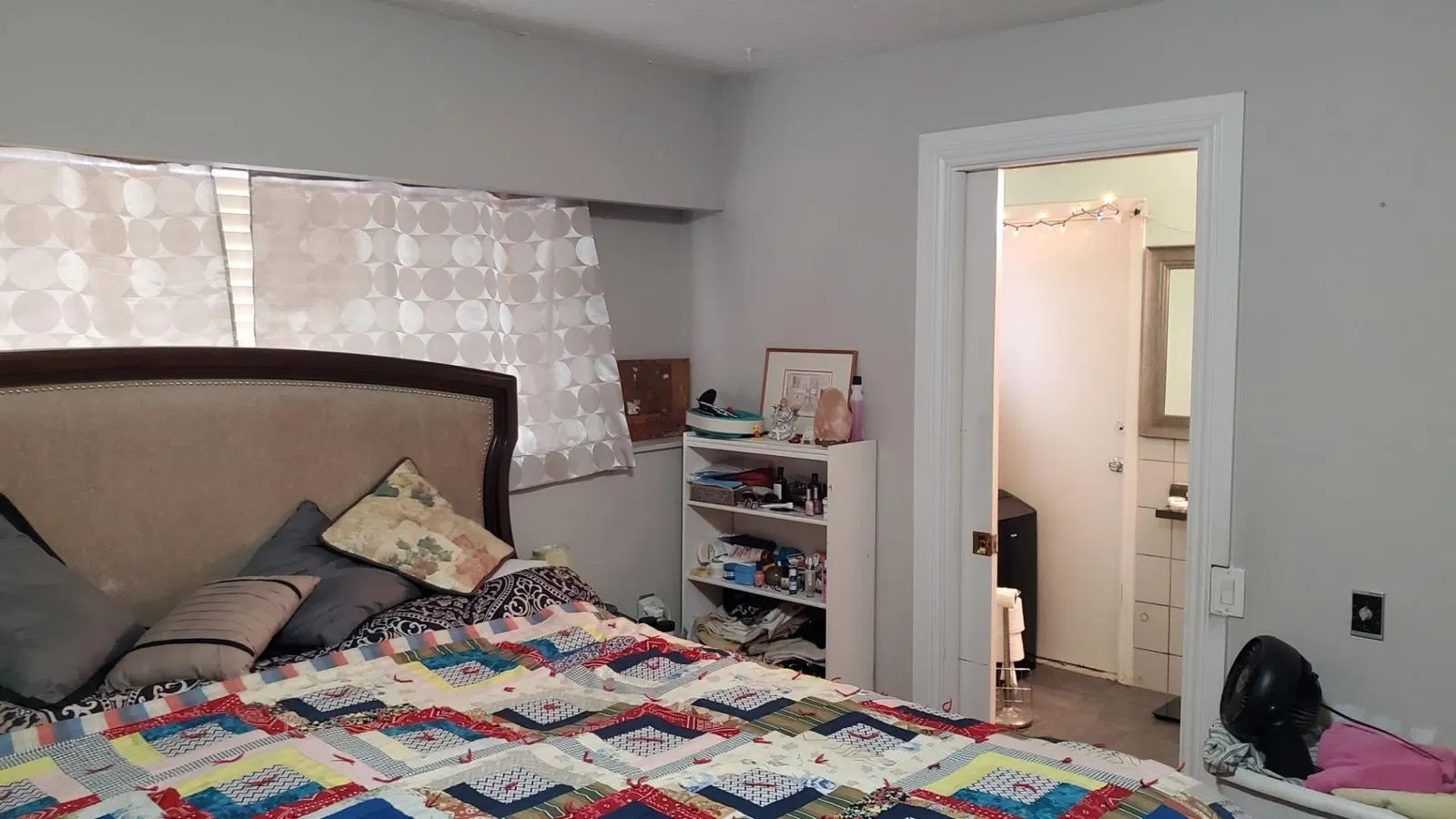Photo 4 of 16 at 12704 107a Avenue