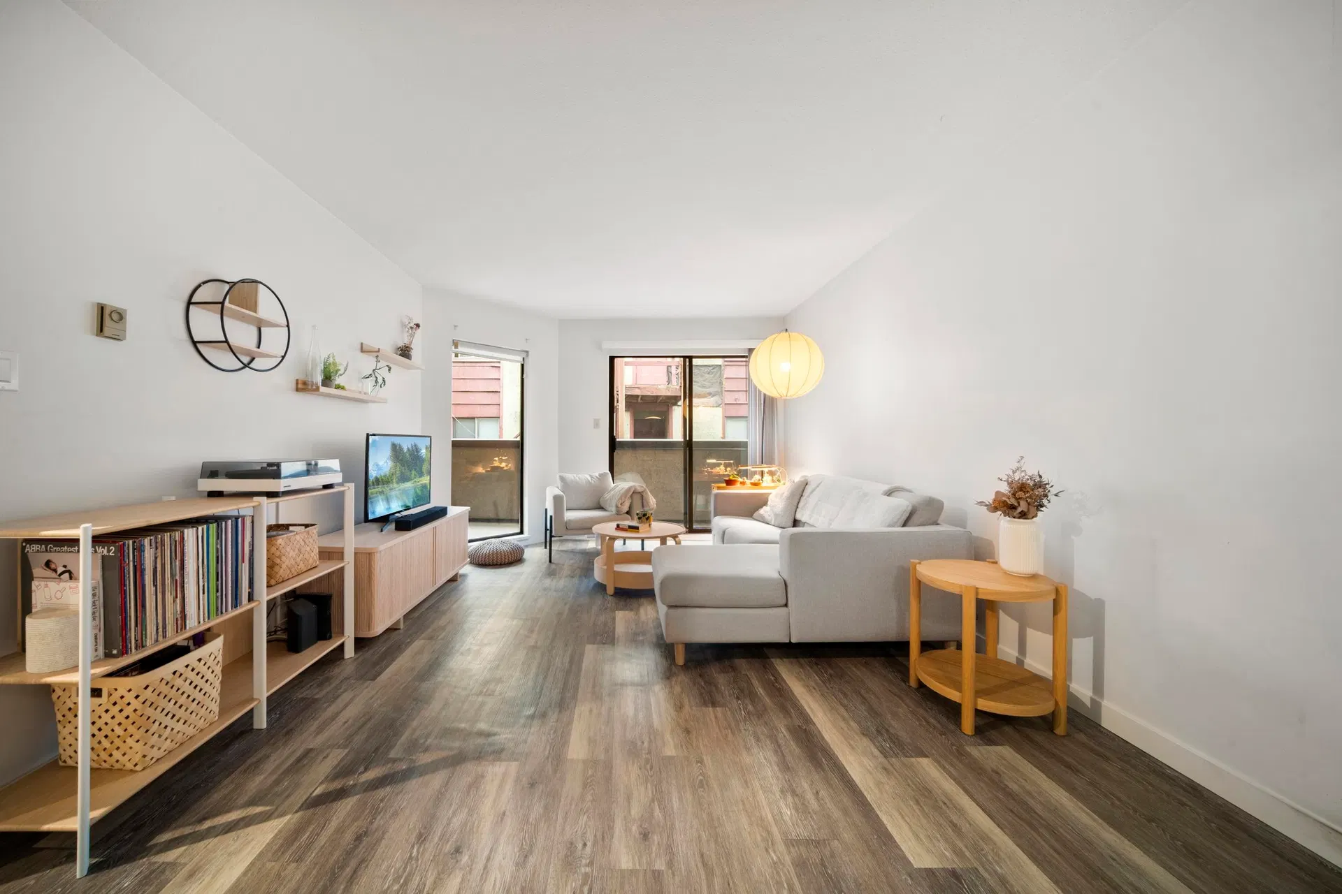 Photo 1 of 33 at #209 – 975 W 13th Avenue